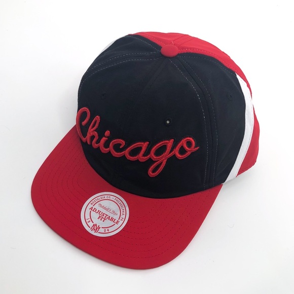 chicago bulls mitchell and ness cap